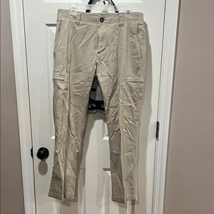 Men's Lee Extreme Comfort khaki Pants 32x30 EUC